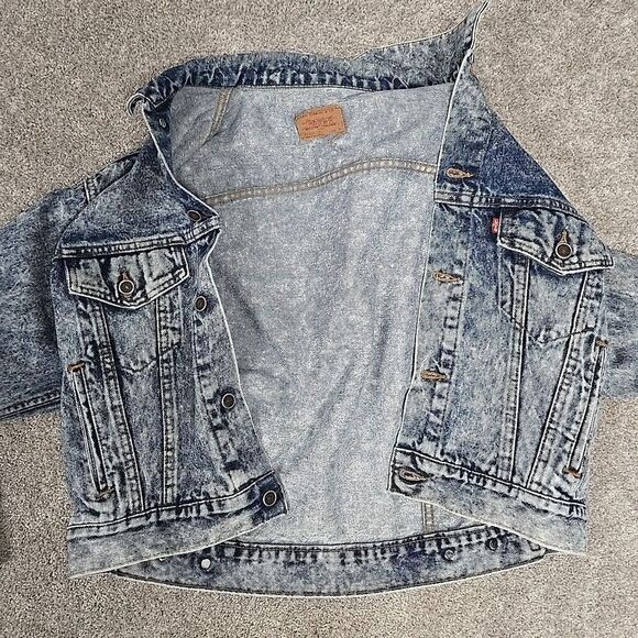Vintage Levi's 1988-90s Acid Wash Denim Jacket Women’s Size M Made In USA - Picture 7 of 14